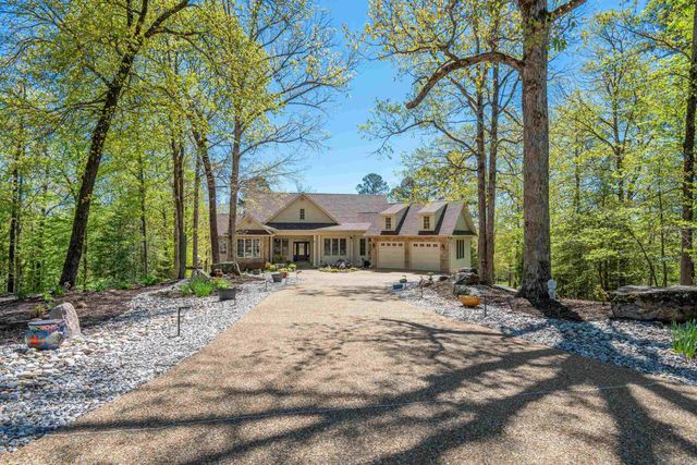 7 Aventura Trace, Hot Springs Village, AR 71909