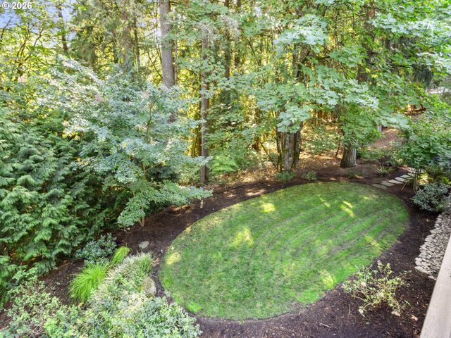 8226 Sw LIZ Pl, Beaverton, OR 97007