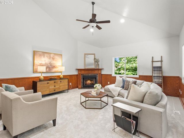 8226 Sw LIZ Pl, Beaverton, OR 97007