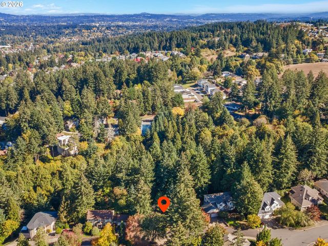 8226 Sw LIZ Pl, Beaverton, OR 97007