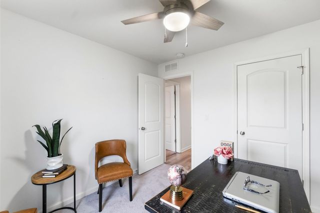 324 Post Oak Drive, Cedar Falls, IA 50613