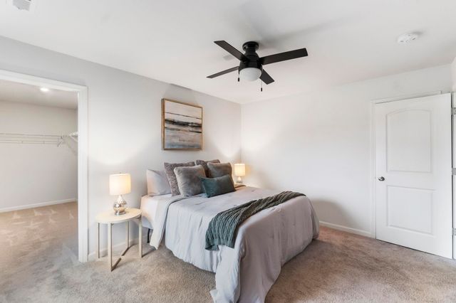 324 Post Oak Drive, Cedar Falls, IA 50613