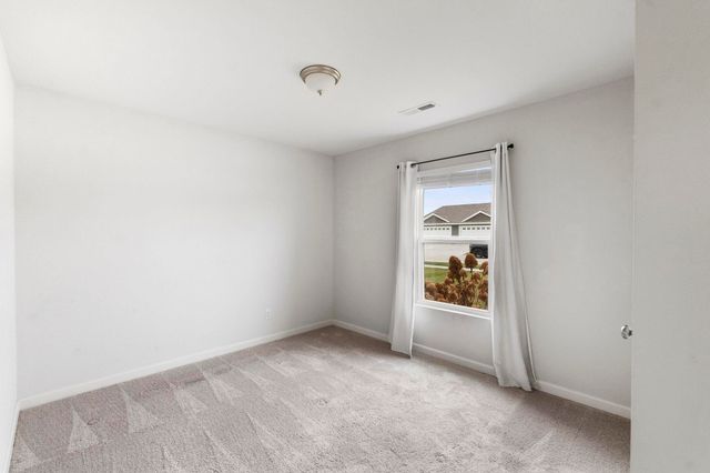 324 Post Oak Drive, Cedar Falls, IA 50613