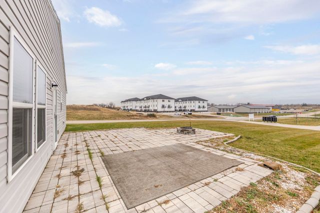 324 Post Oak Drive, Cedar Falls, IA 50613