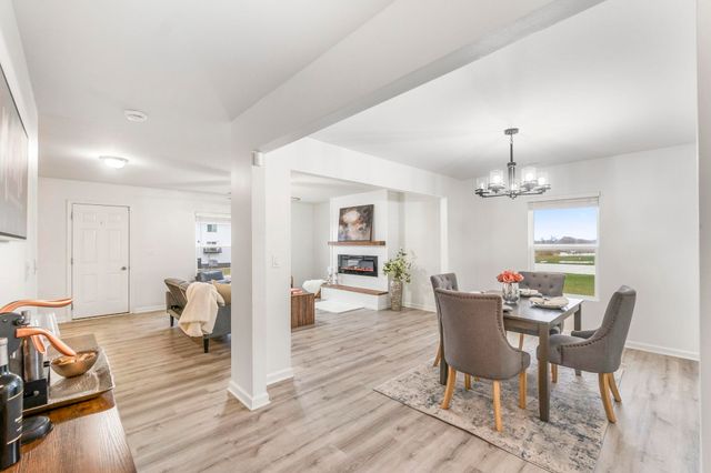 324 Post Oak Drive, Cedar Falls, IA 50613