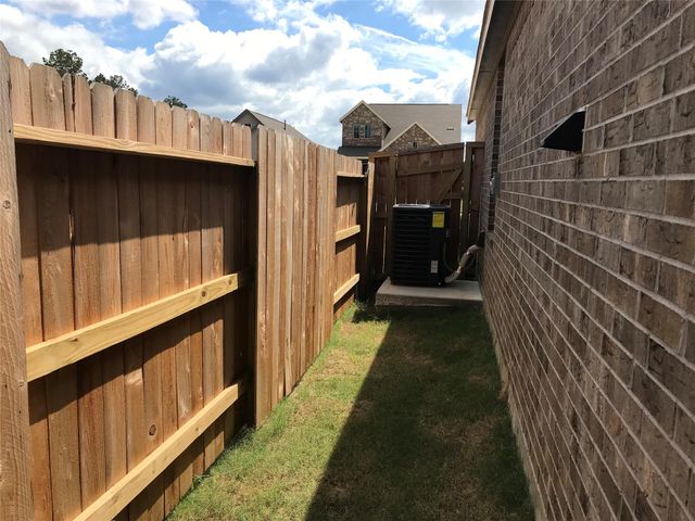 28813 Bobcat Run Drive, New Caney, TX 77357