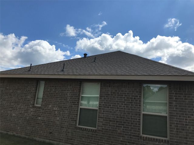 28813 Bobcat Run Drive, New Caney, TX 77357
