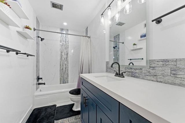 535 Hendricks Isle 208, Fort Lauderdale, FL 33301