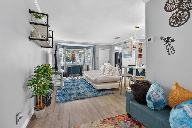 535 Hendricks Isle 208, Fort Lauderdale, FL 33301