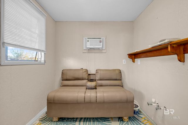 182 Defuniak Loop, Lillian, AL 36549