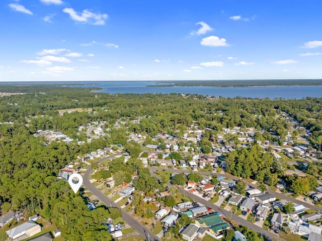 182 Defuniak Loop, Lillian, AL 36549