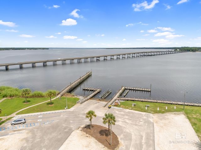 182 Defuniak Loop, Lillian, AL 36549