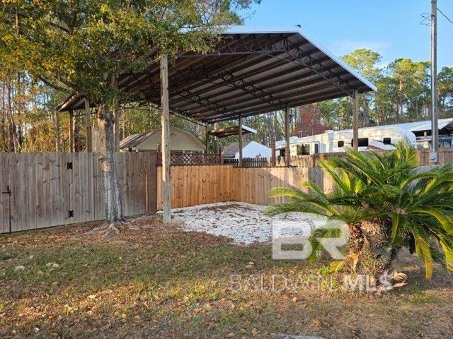 182 Defuniak Loop, Lillian, AL 36549