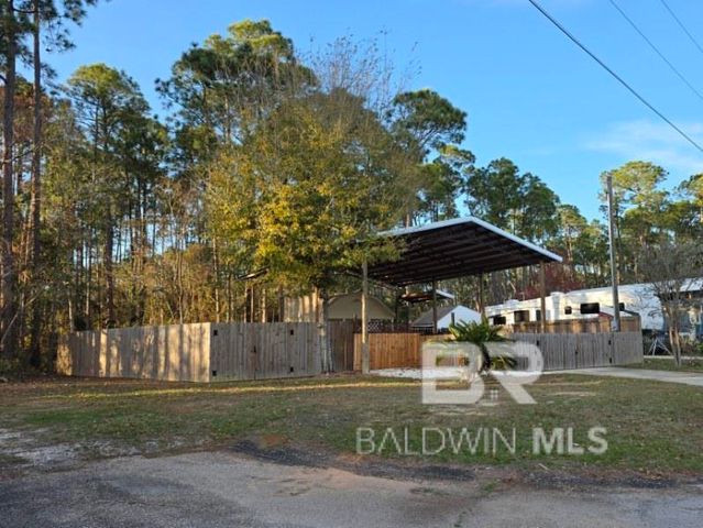 182 Defuniak Loop, Lillian, AL 36549