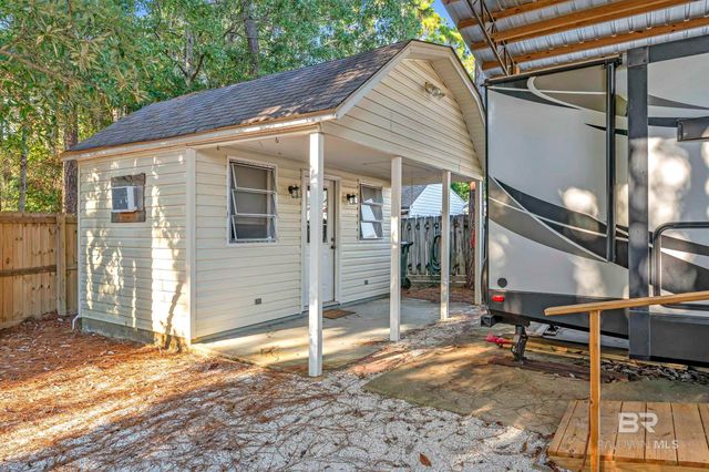 182 Defuniak Loop, Lillian, AL 36549