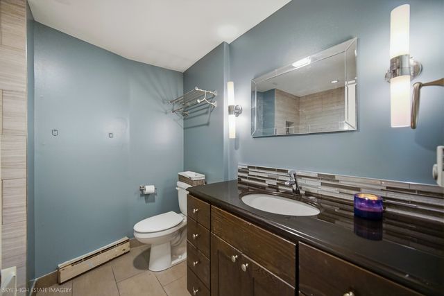 10320 S Pulaski Road 205A, Oak Lawn, IL 60453