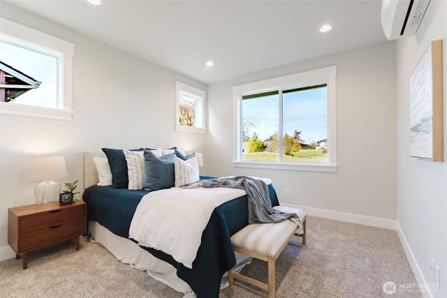 4760 S Golf Course Drive, Blaine, WA 98230
