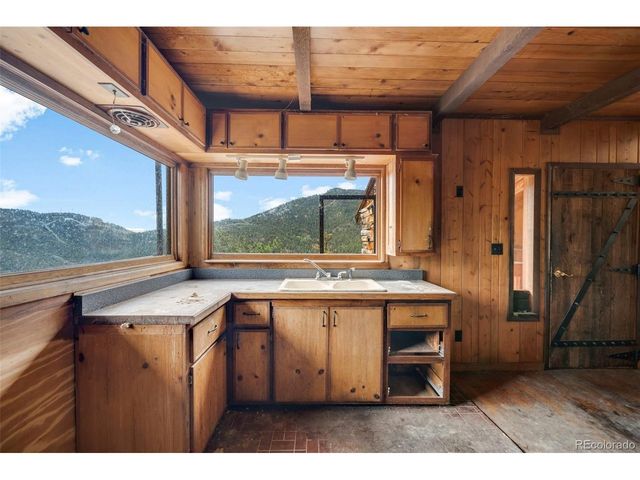 721 Nugget Hill Rd, Jamestown, CO 80455