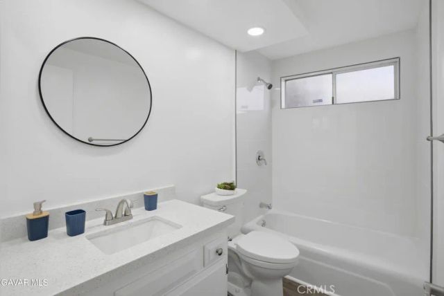 1017 E Avenue J5, Lancaster, CA 93535