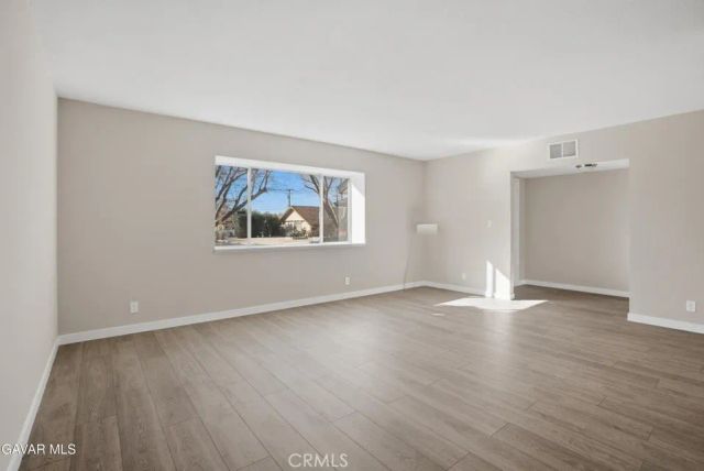 1017 E Avenue J5, Lancaster, CA 93535