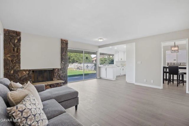 1017 E Avenue J5, Lancaster, CA 93535