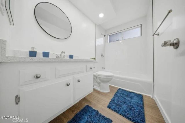 1017 E Avenue J5, Lancaster, CA 93535