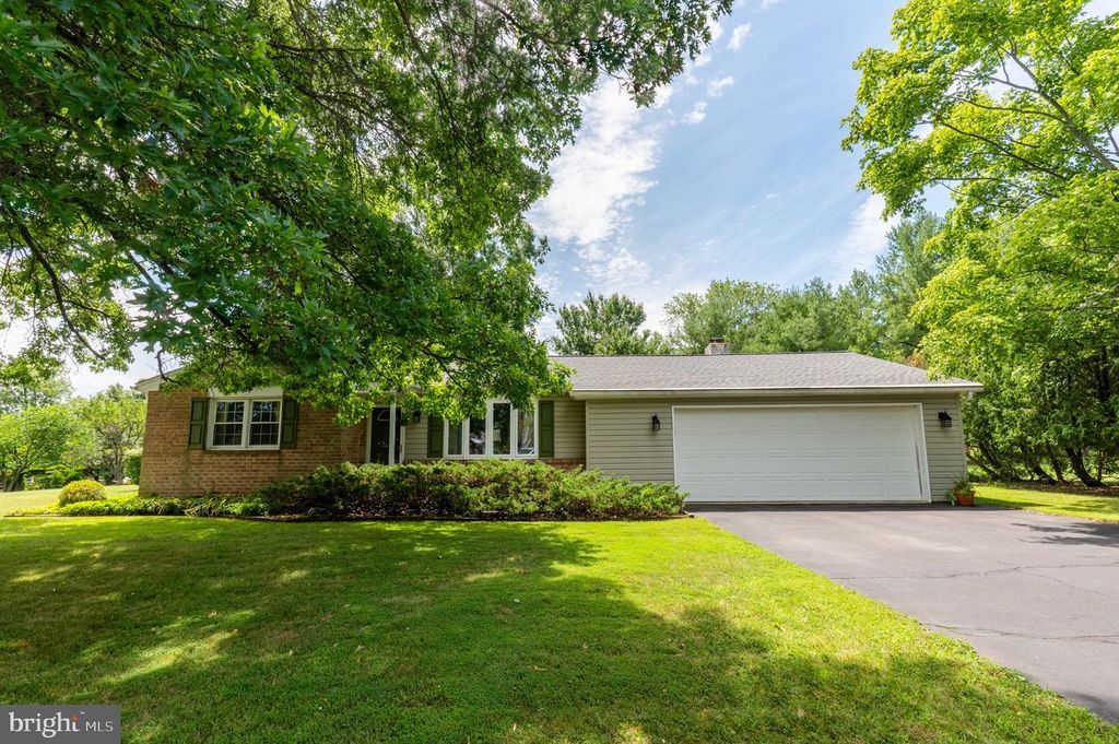 1507 TENNIS CIR #, LANSDALE, PA 19446 — exterior