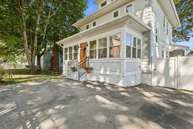9 Boylston Street, Methuen, MA 01844