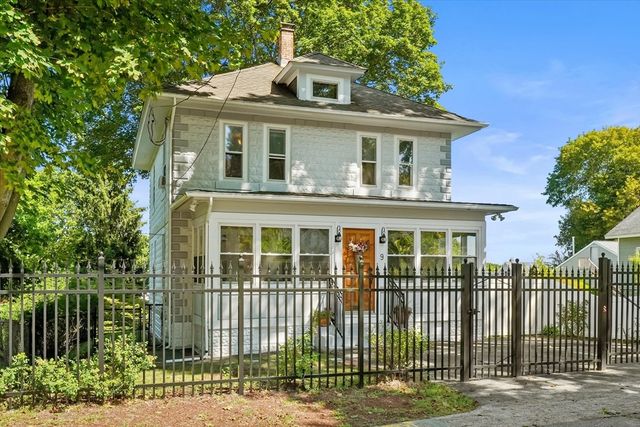 9 Boylston Street, Methuen, MA 01844