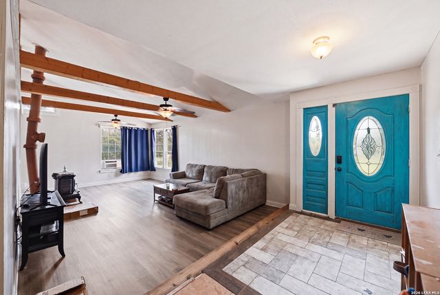 1027 Bluebonnet, Adkins, TX 78101