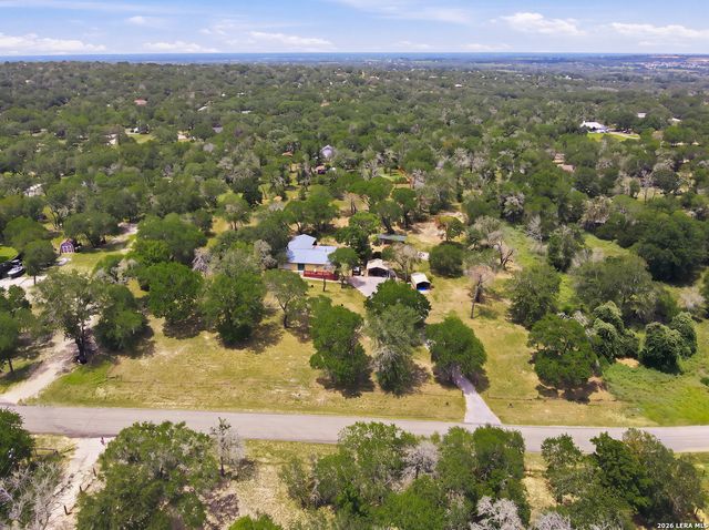 1027 Bluebonnet, Adkins, TX 78101