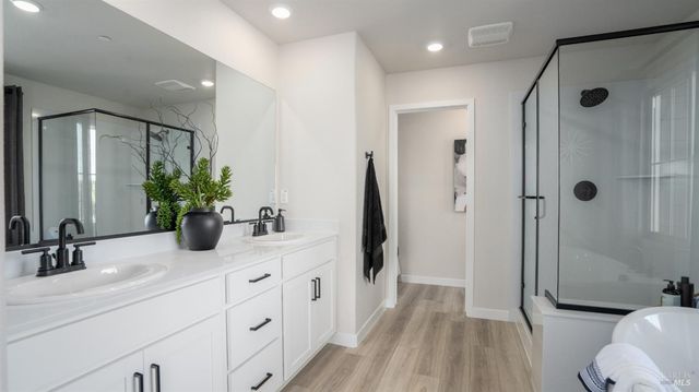 225 Octopus St, Suisun City, CA 94585