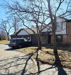 274 Buckingham Court D1, Schaumburg, IL 60193