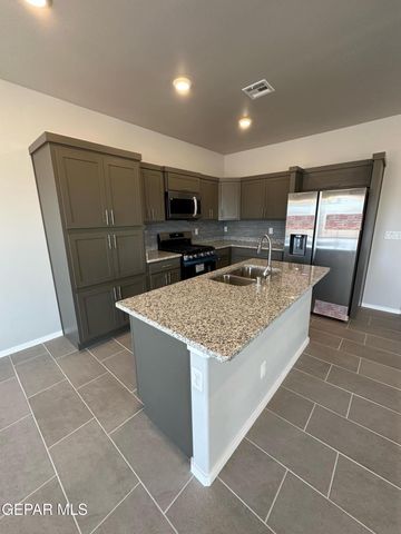 12849 Kingsbury Avenue, El Paso, TX 79928