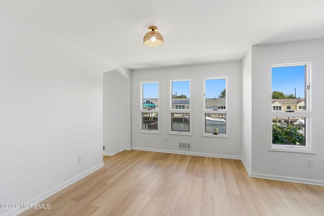 13 Hidden Harbor Drive 13, Point Pleasant, NJ 08742