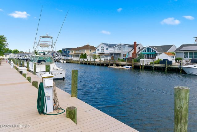 13 Hidden Harbor Drive 13, Point Pleasant, NJ 08742