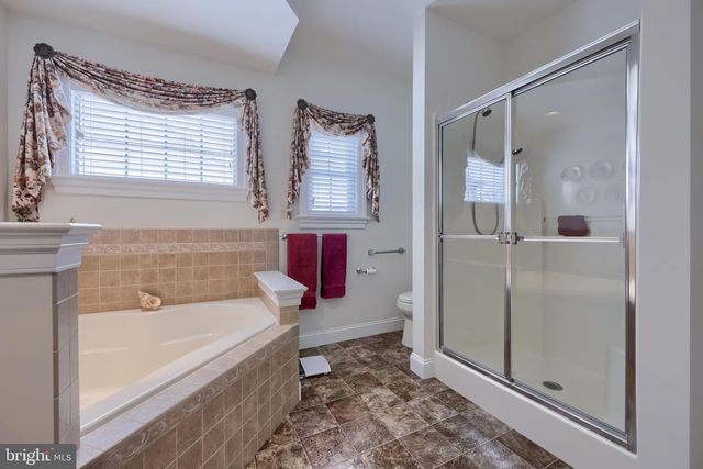 900 CAMBRIDGE DR, Manheim, PA 17545