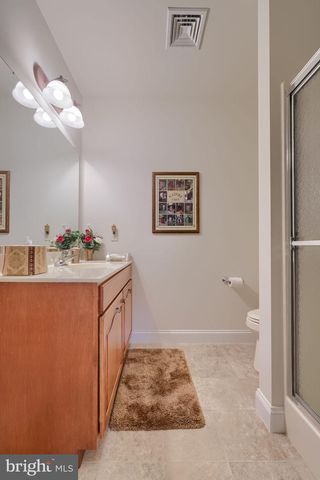 900 CAMBRIDGE DR, Manheim, PA 17545