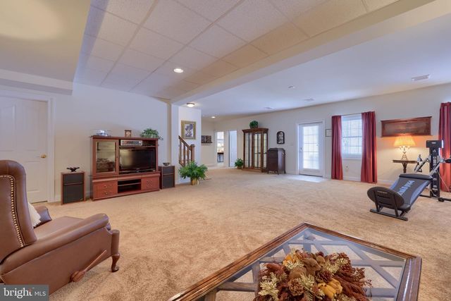 900 CAMBRIDGE DR, Manheim, PA 17545