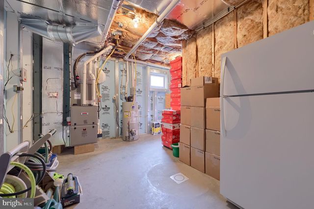 900 CAMBRIDGE DR, Manheim, PA 17545