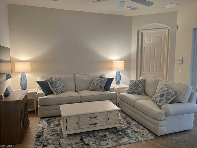 6478 Waverly Green WAY, Naples, FL 34110