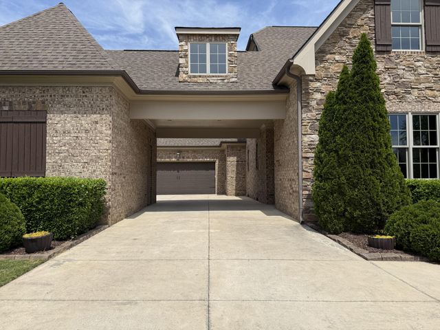 1292 Quiet Pond Drive, Chattanooga, TN 37415