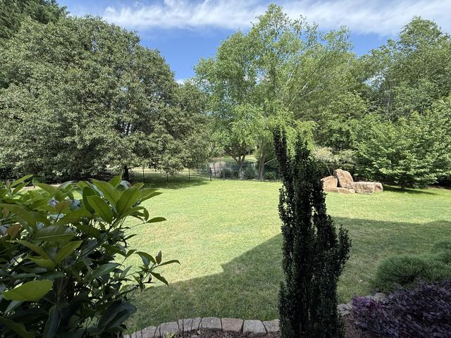 1292 Quiet Pond Drive, Chattanooga, TN 37415