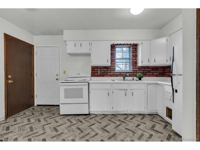 16163 E 18th Pl, Aurora, CO 80011