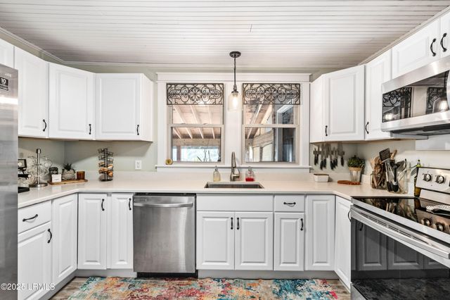 61 Glover Road, Ridgeland, SC 29936