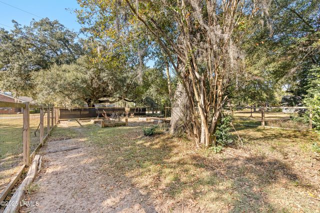 61 Glover Road, Ridgeland, SC 29936