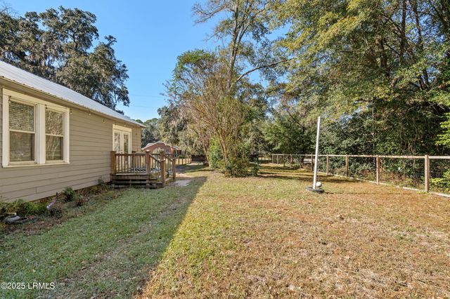 61 Glover Road, Ridgeland, SC 29936