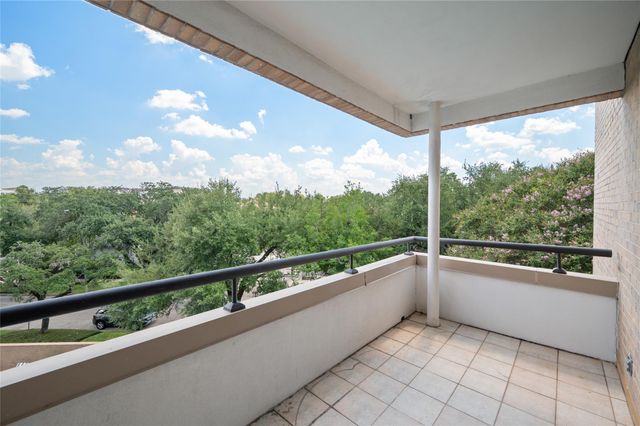 5200 Weslayan Street 312, Houston, TX 77005