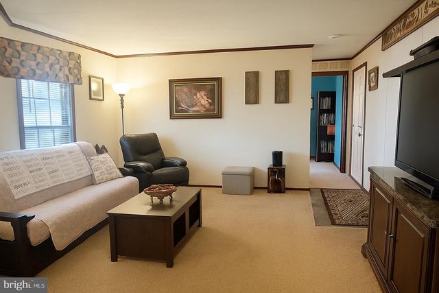 31 MAPLE AVE, Mullica Hill, NJ 08062