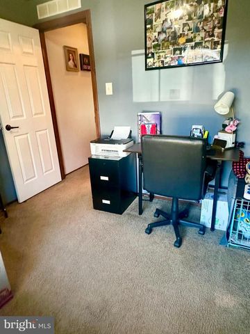 31 MAPLE AVE, Mullica Hill, NJ 08062